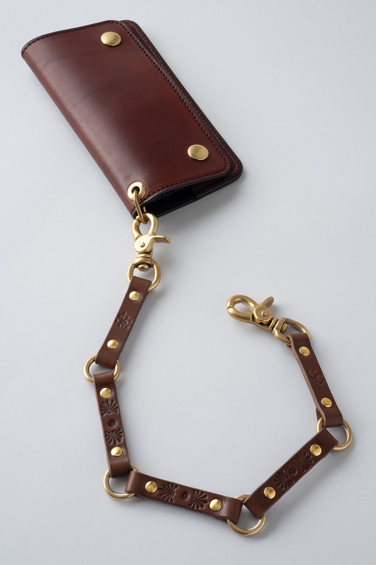 LEATHER WALLET CHAINS