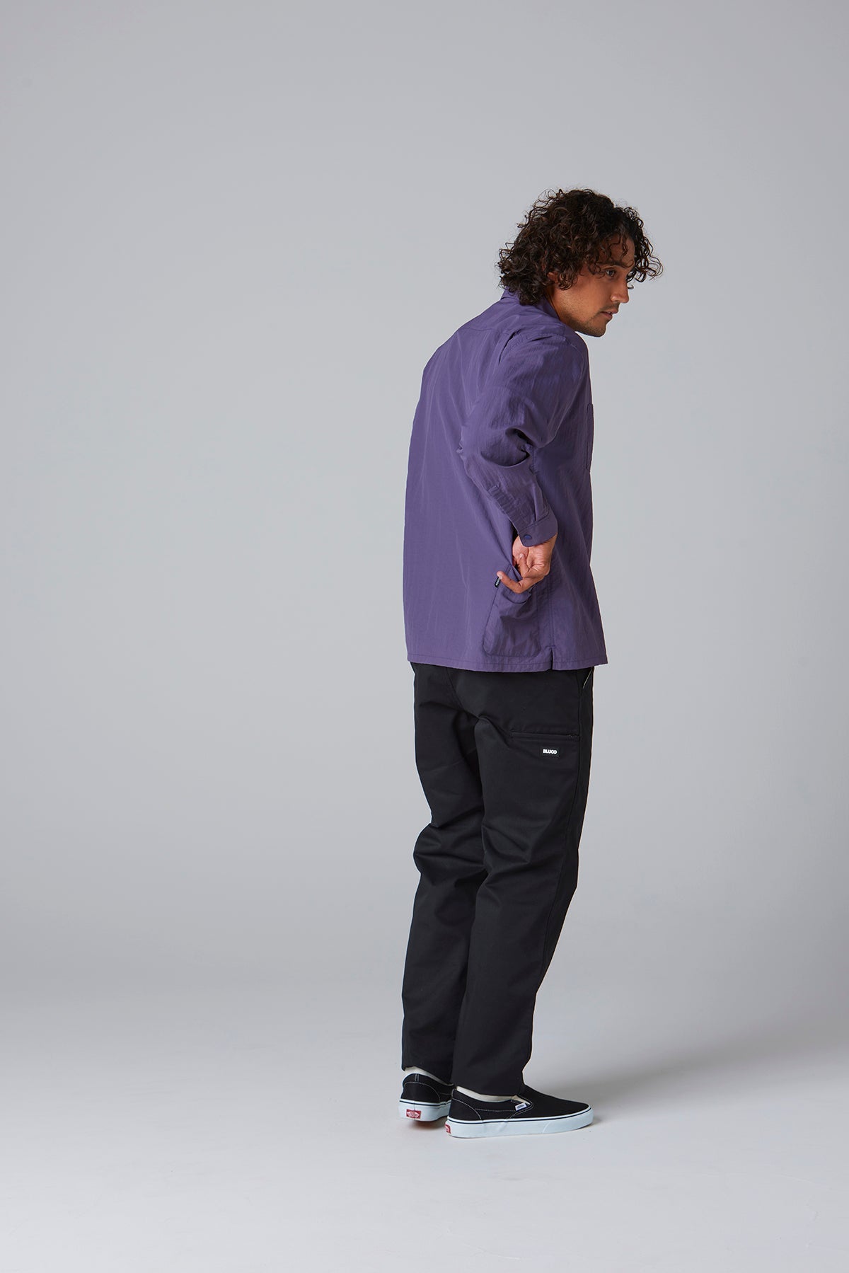 ナイロンフルジップシャツ