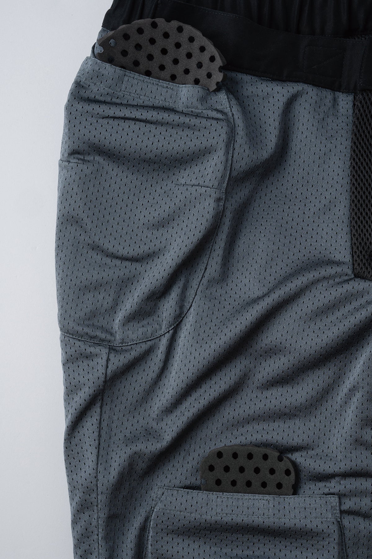 MESH RIDE PANTS