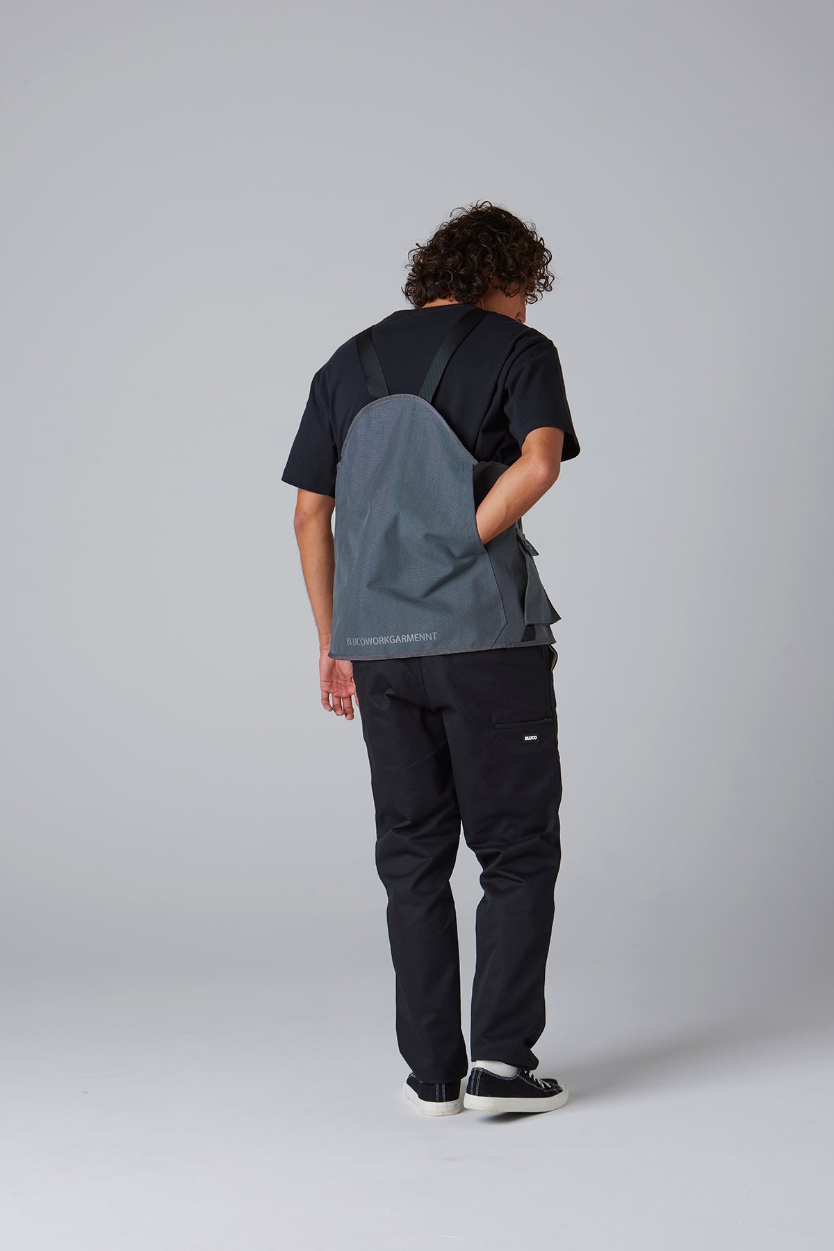 ブリックナイロン ユーティリティーベスト