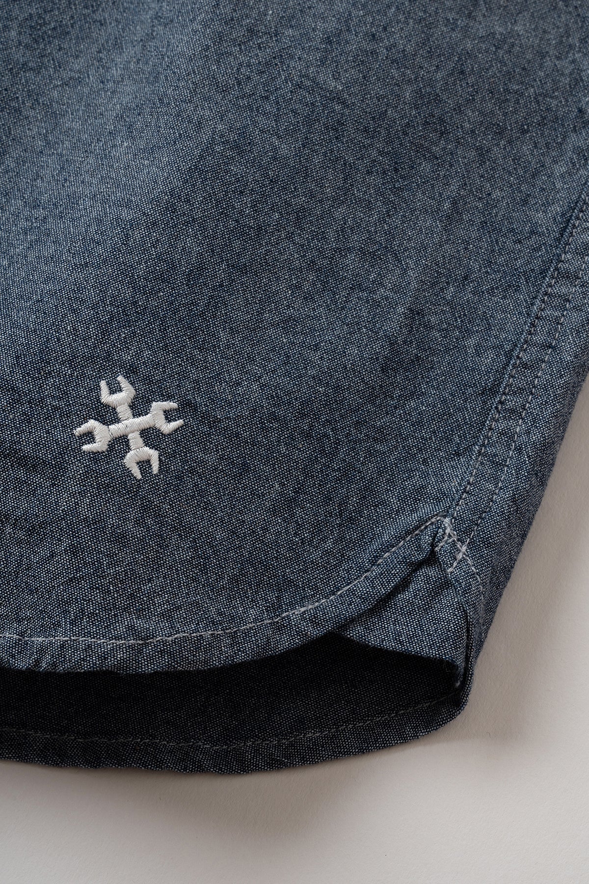 CHAMBRAY WORK SHIRT S/S