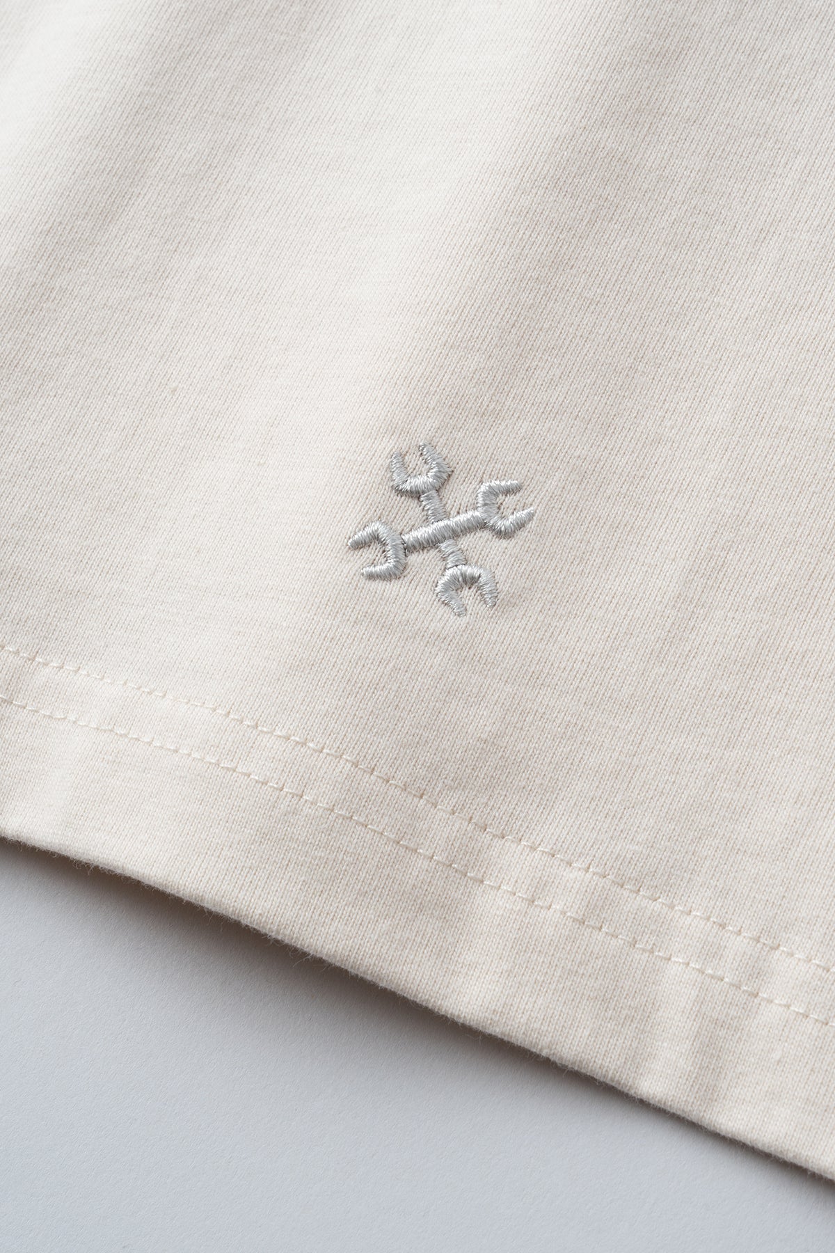 ポケット L/S Tシャツ -Bolt-