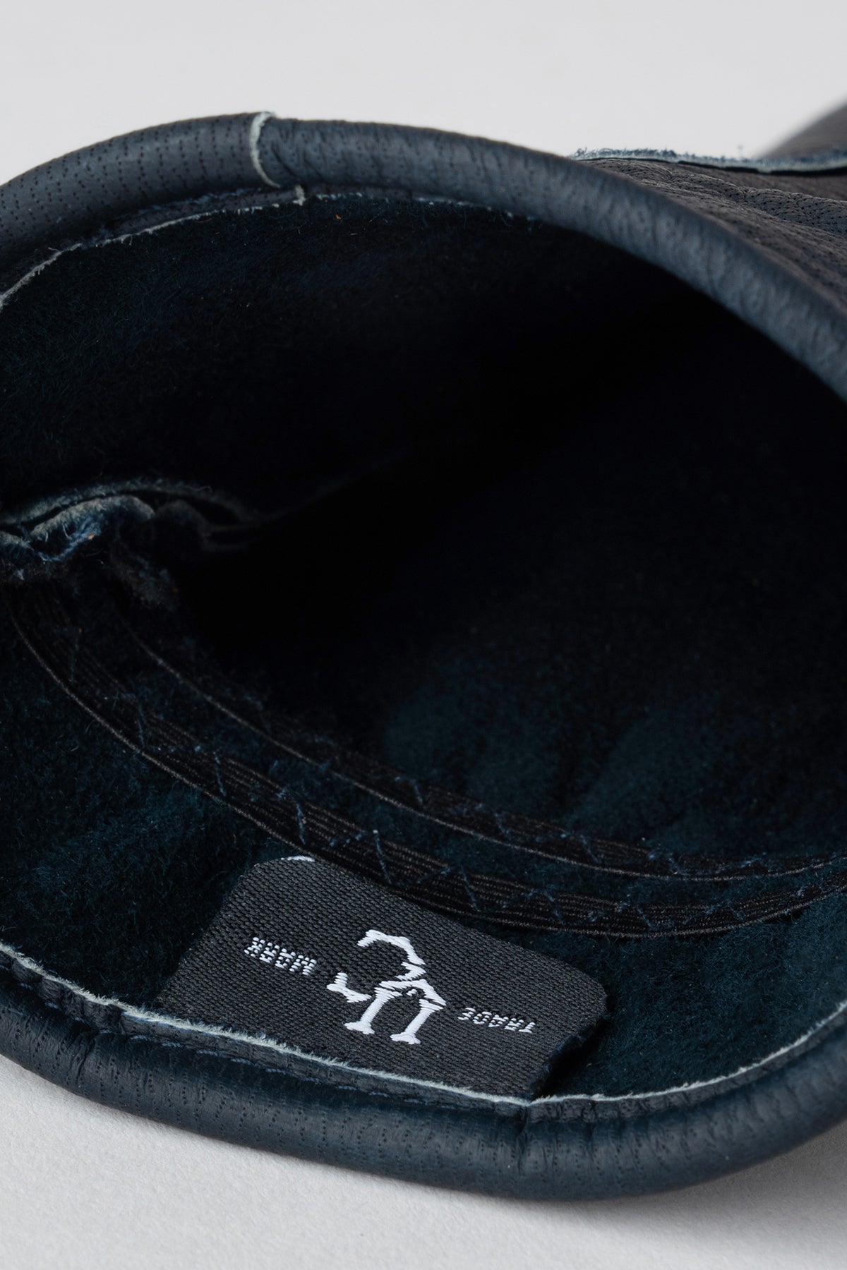 ALL SEASONS DEERSKIN GLOVE