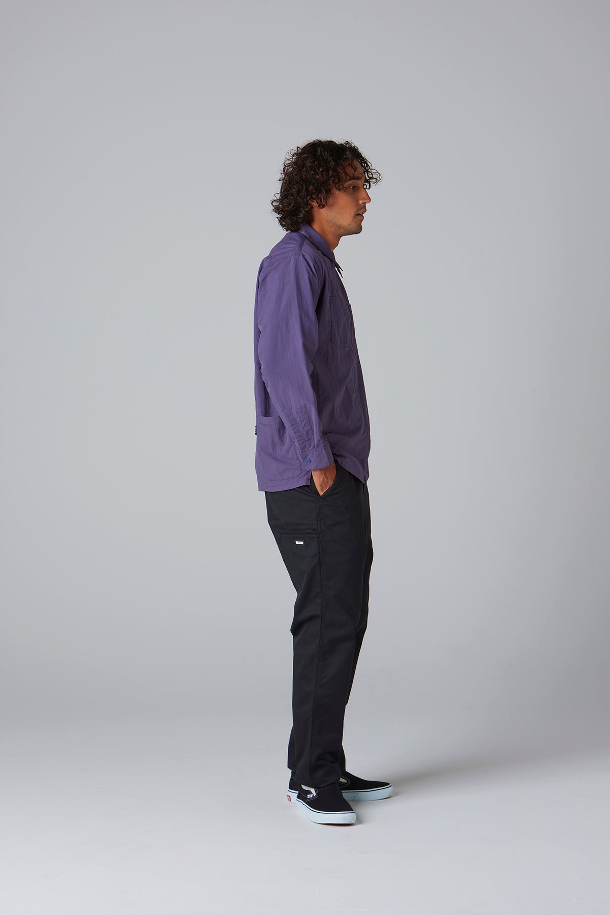 ナイロンフルジップシャツ