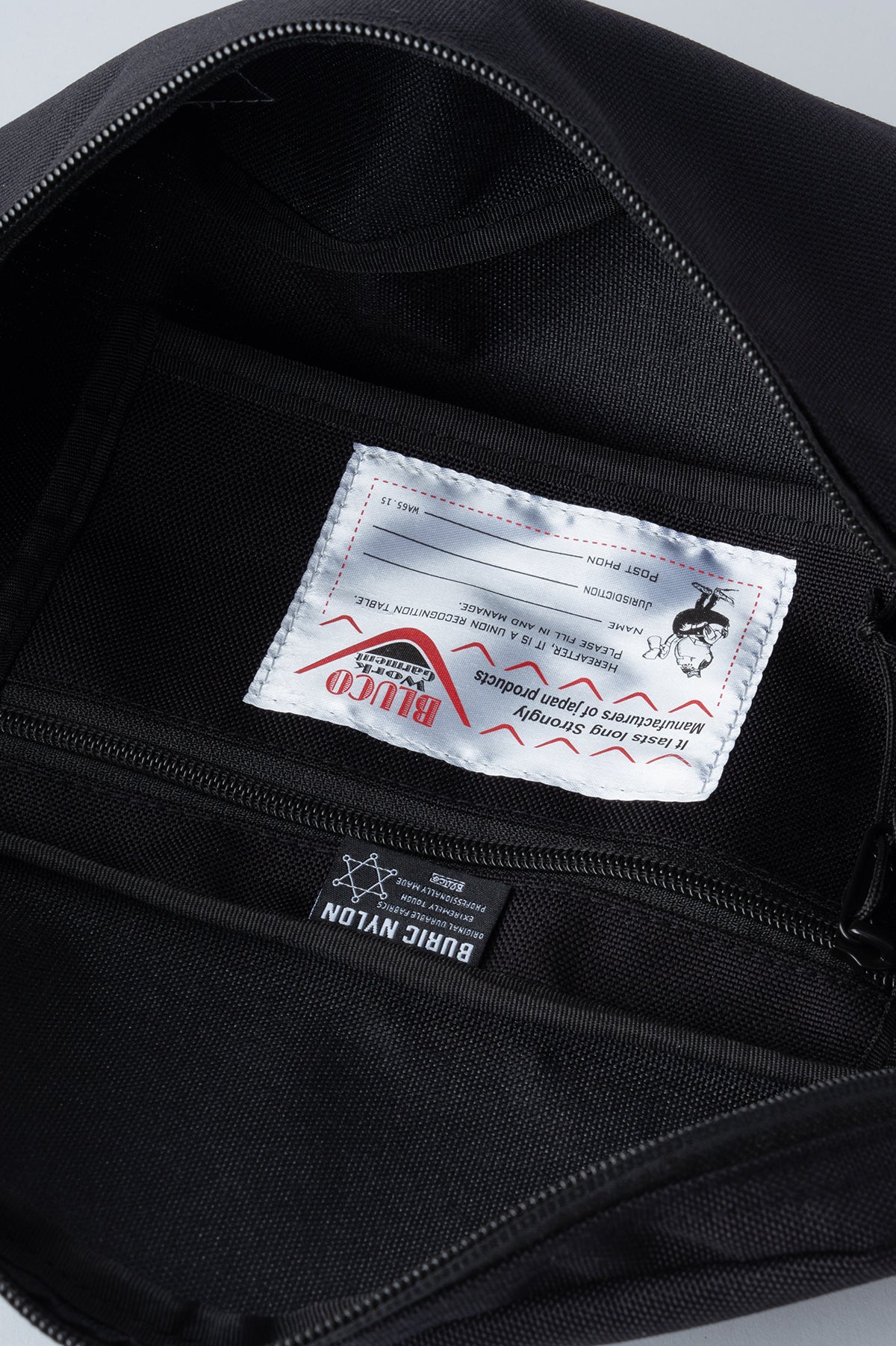 BURIC NYLON BODY BAG