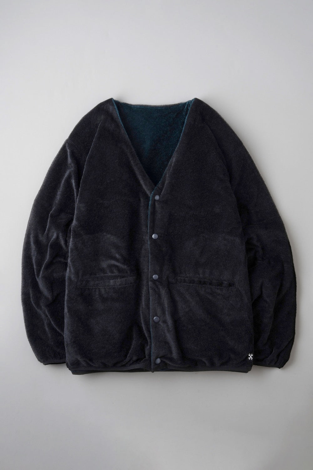 OCTA® REVERSIBLE CARDIGAN