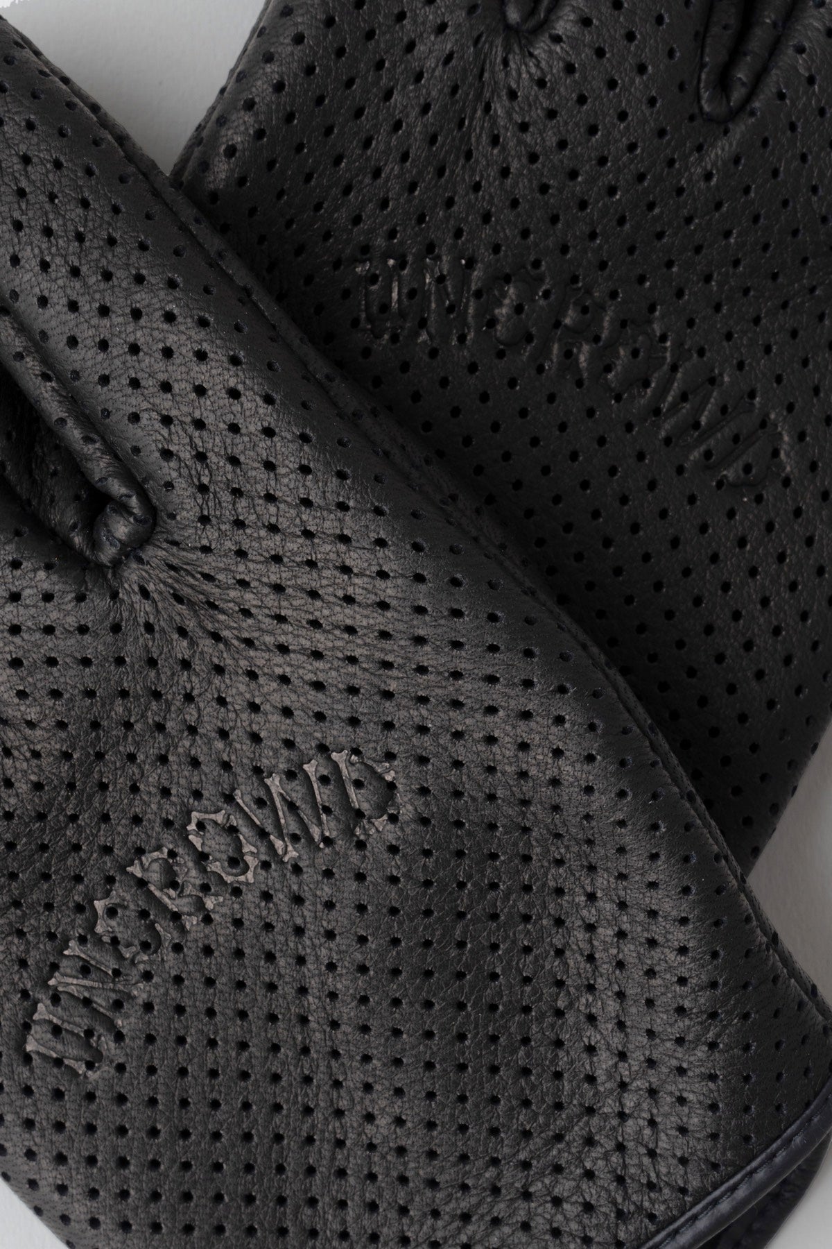 MCG SHORT MESH GLOVE