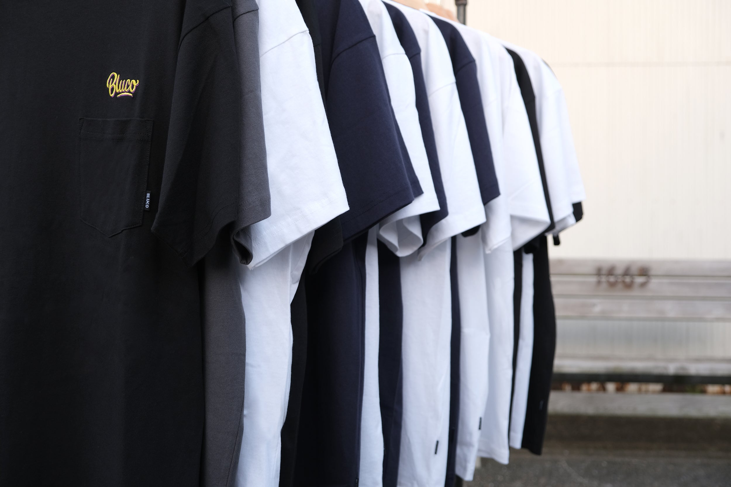 T-シャツが再入荷しました。