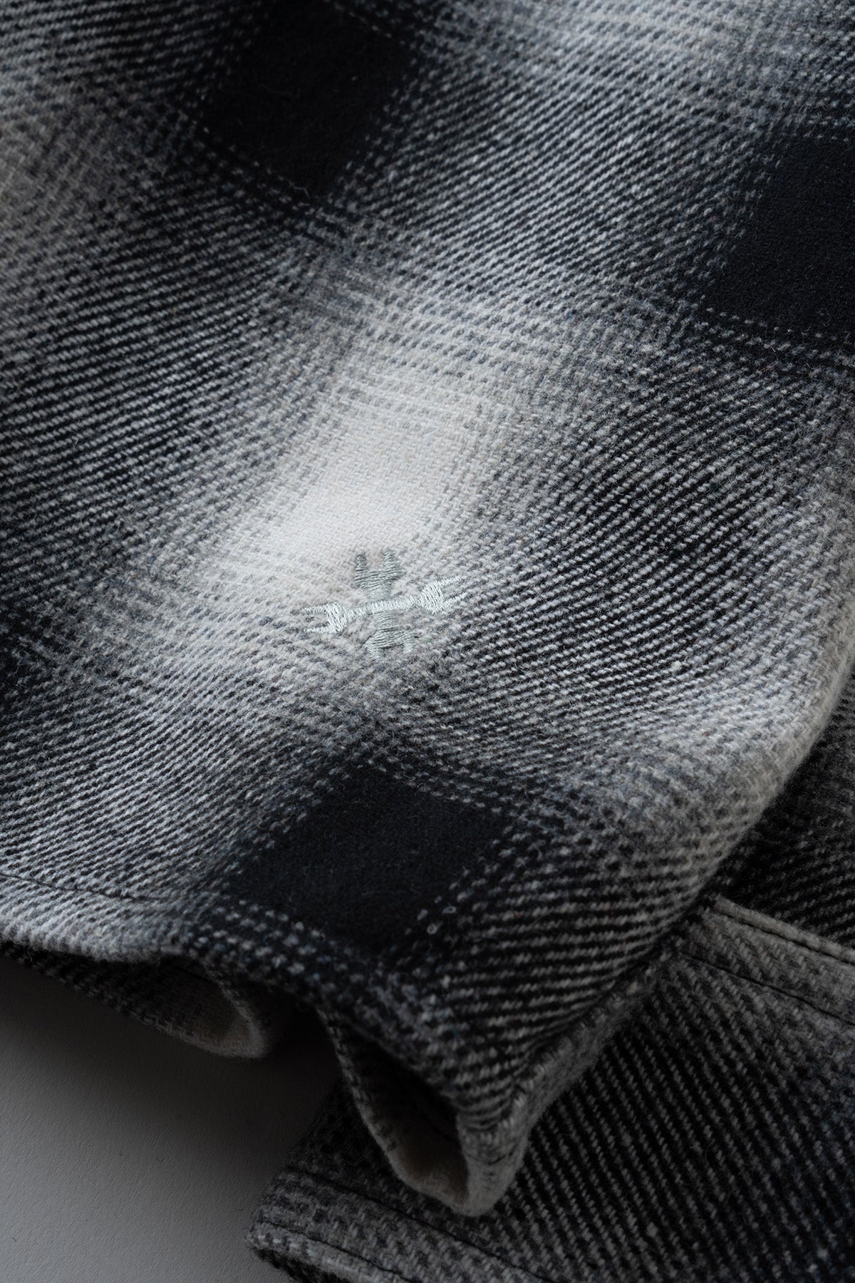 HOODED FLANNNEL SHIRT