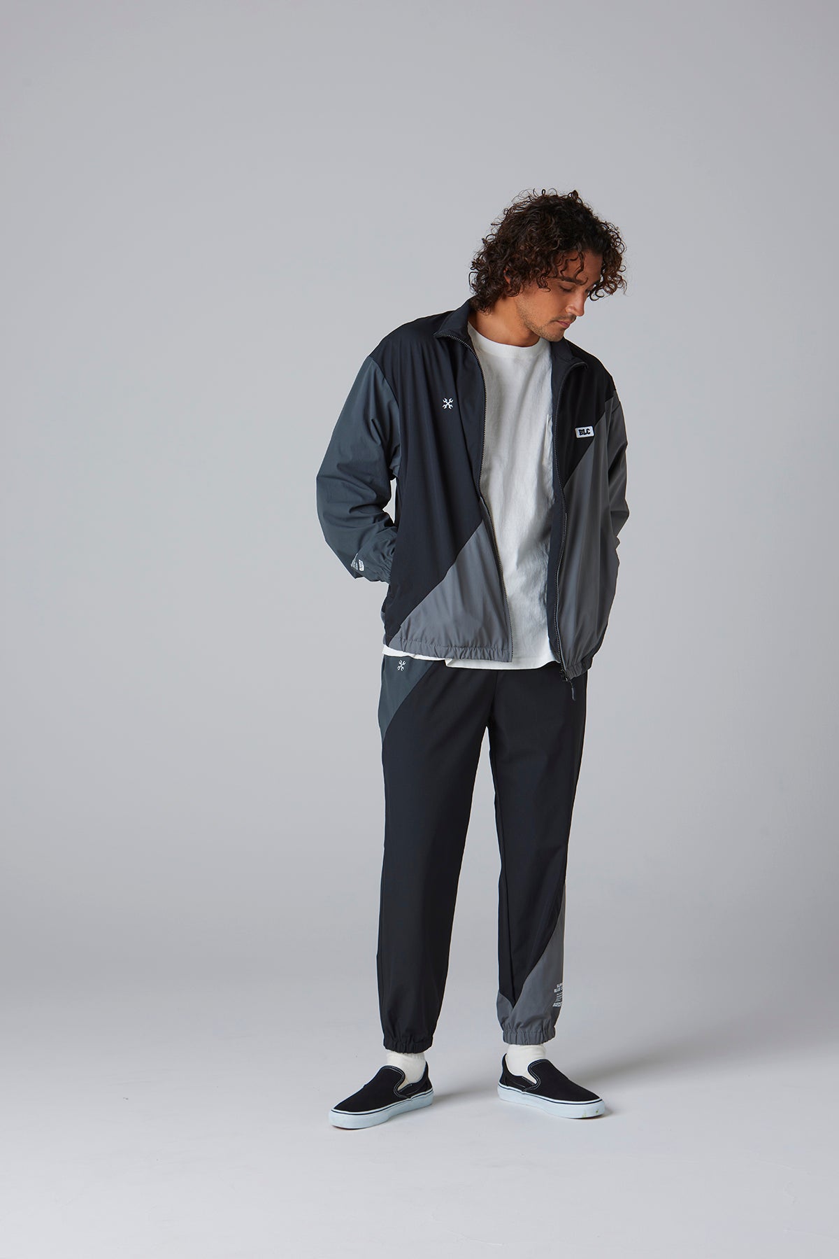 ストレッチトラックジャケット