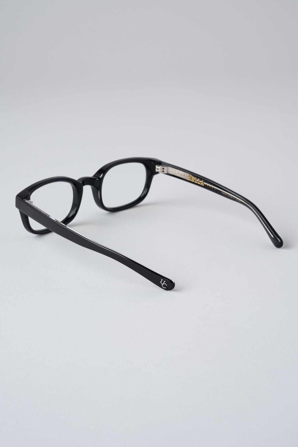 Model-HELLA -Photochromic- (2026)