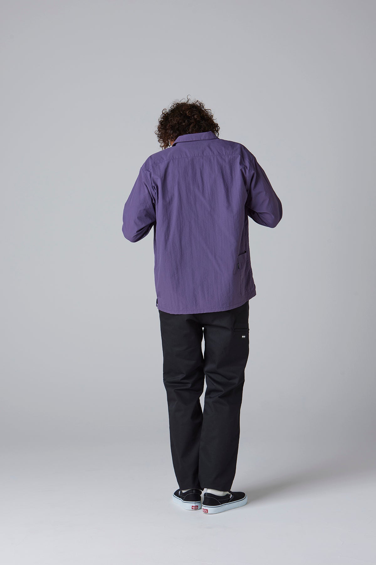 ナイロンフルジップシャツ