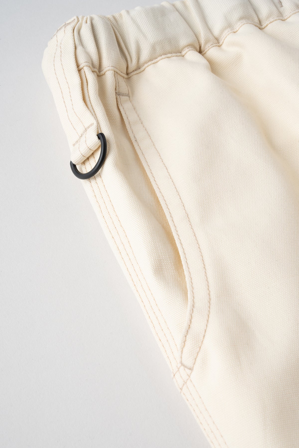 LIGHT CANVAS PAINTER SHORTS