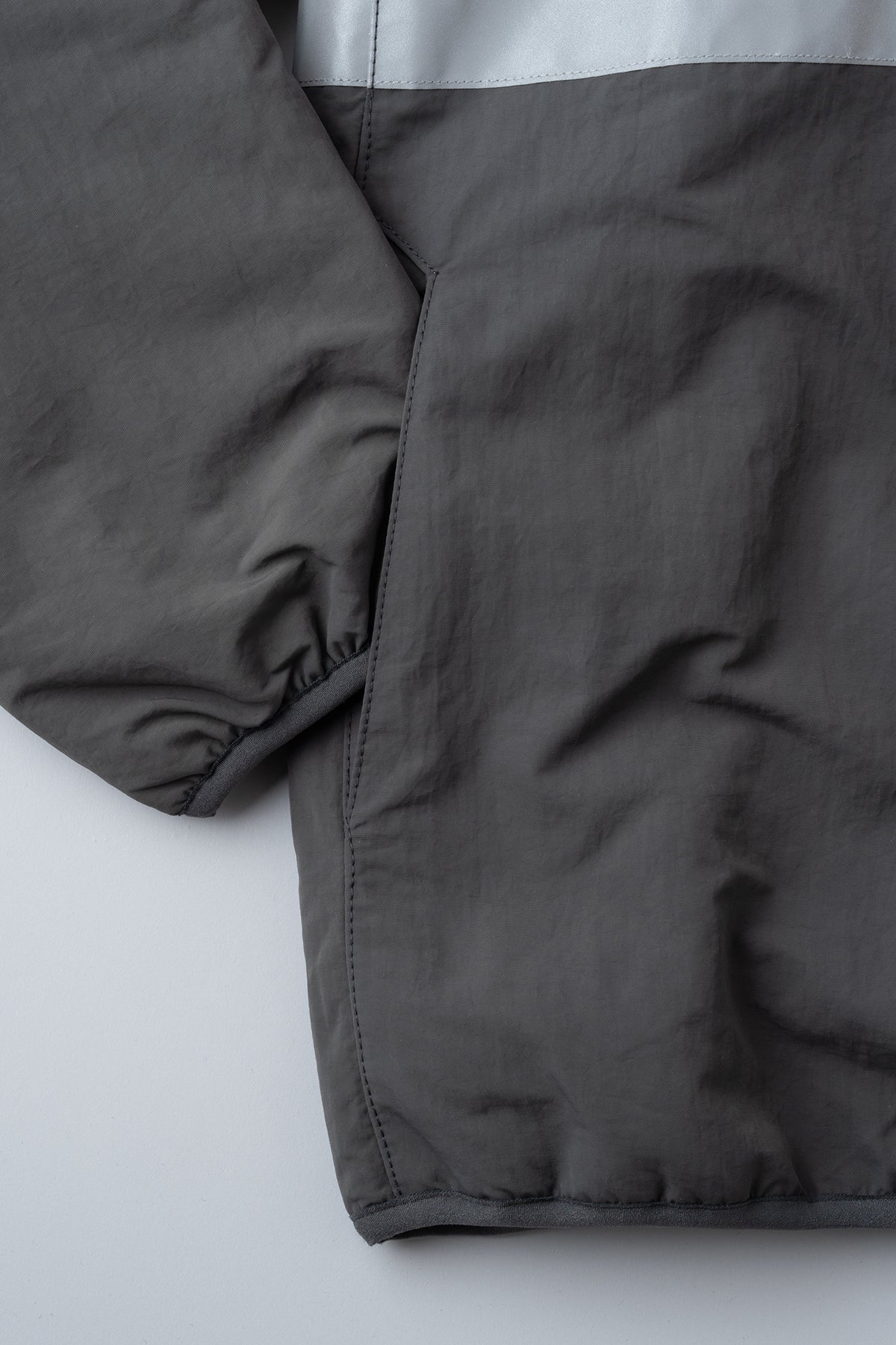 HOODED REFLECTOR JACKET