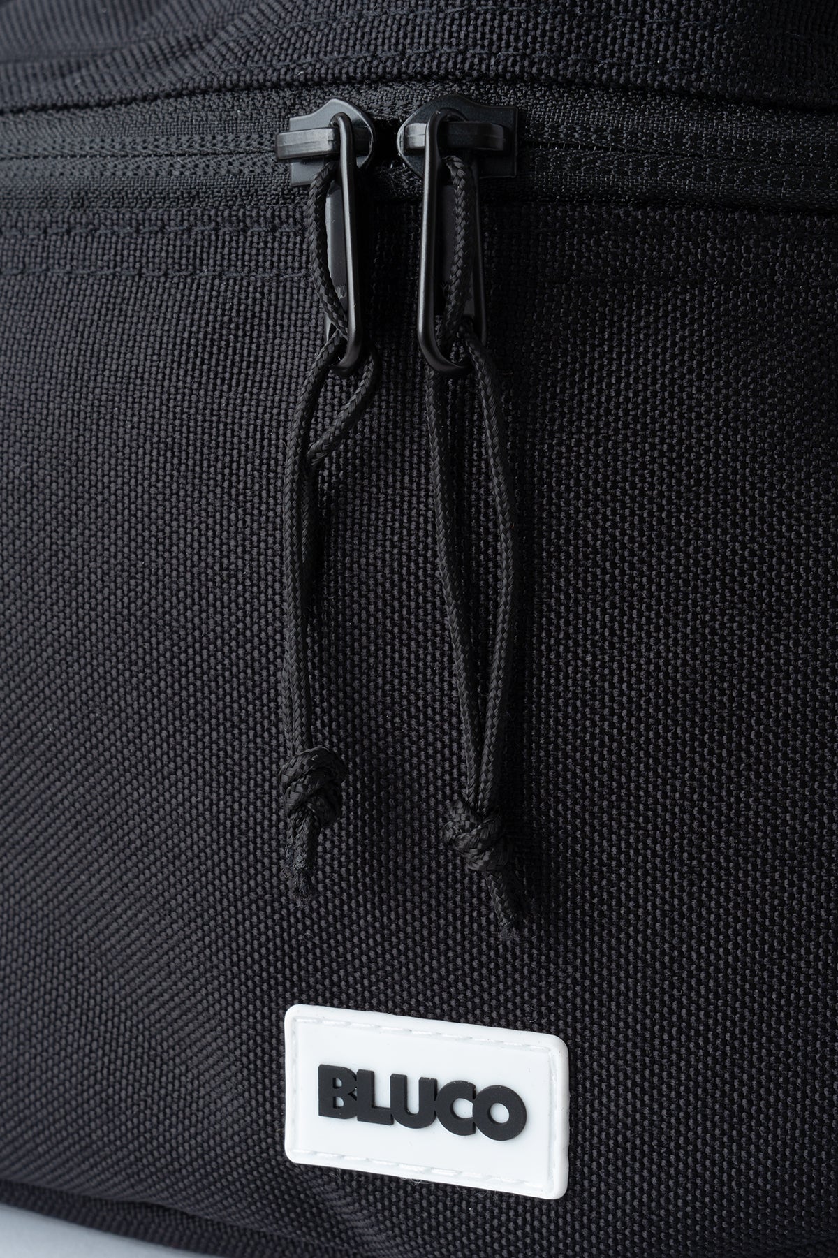 BURIC NYLON BODY BAG