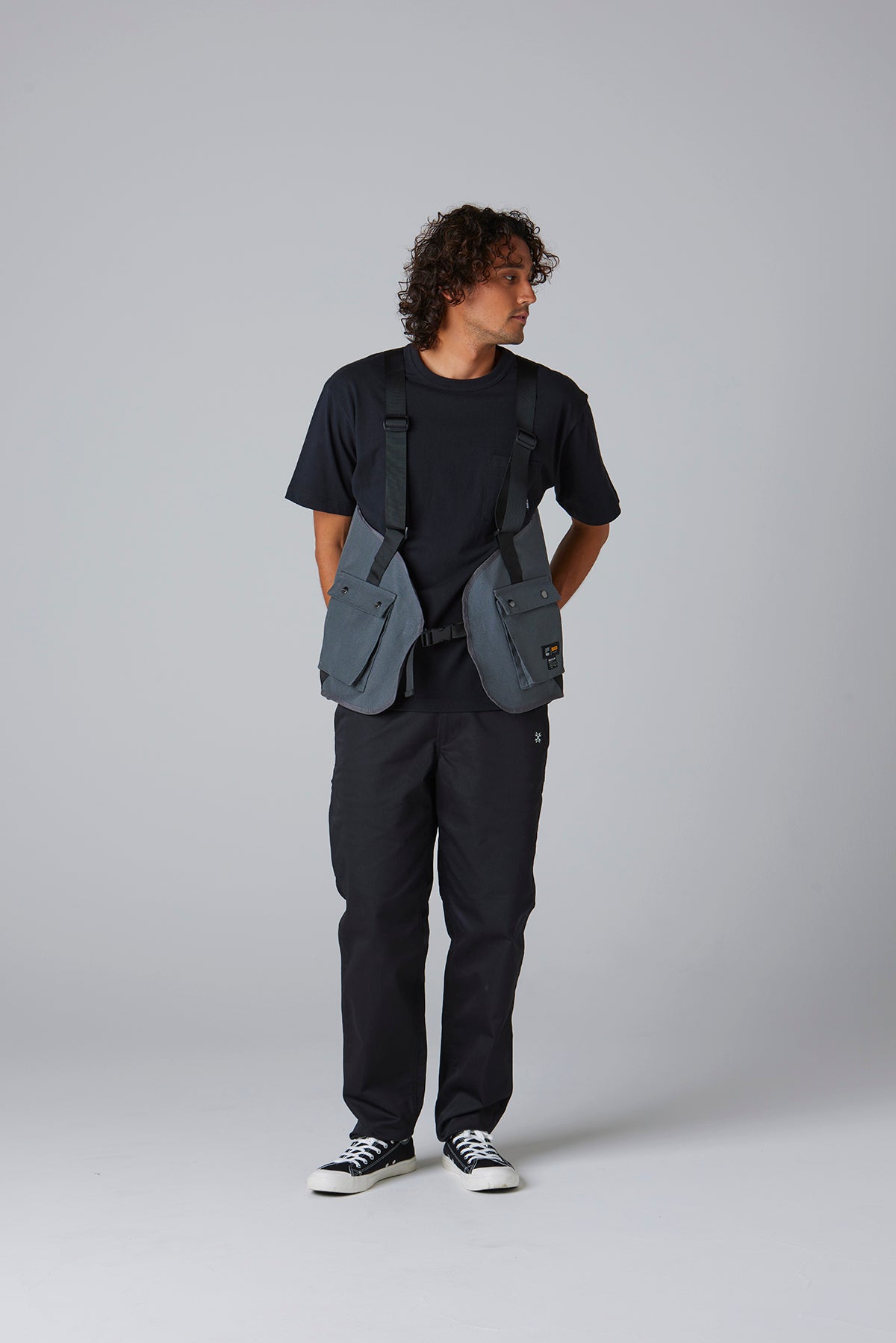 ブリックナイロン ユーティリティーベスト