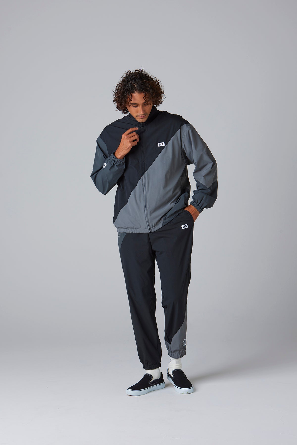 ストレッチトラックジャケット