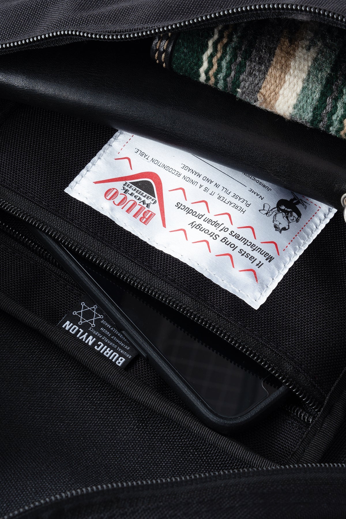 BURIC NYLON BODY BAG