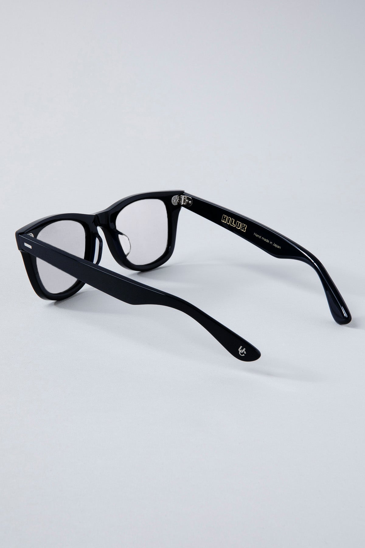 Model-HILUX -Photochromic-